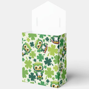 Süße kleine St. Patrick Cartoon-Eule Geschenkschachtel