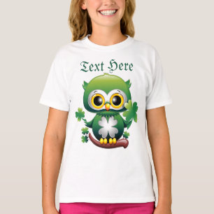 Süße kleine St. Patrick Cartoon-Eule T-Shirt