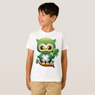 Süße kleine St. Patrick Cartoon-Eule T-Shirt