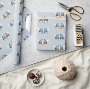 Süße kleine Wikingerhelm-Babyparty Geschenkpapier
