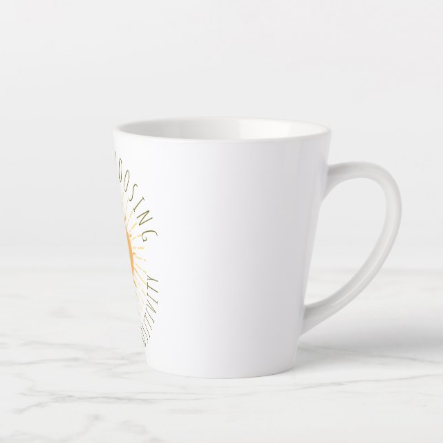 Süße lächelnde Sonne  Milchtasse (Rechts)