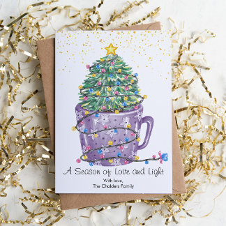 Süße lila Weihnachtsbaumtasse Feiertagskarte