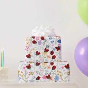 Süße Marienkäfer Wildblumen Verspieltes Florales Geschenkpapier