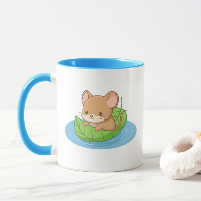 Süße Maus in einem Blattboot Tasse (Mit Donut)