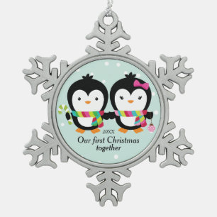 Süsse Penguin Couple Erstes Weihnachten Schneeflocken Zinn-Ornament