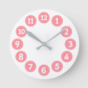Süße rosa Zahlen Runde Wanduhr