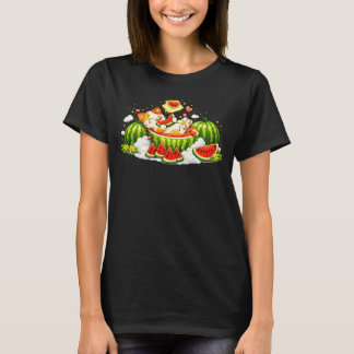 Süße schlafende Katze in Wassermelone  T-Shirt