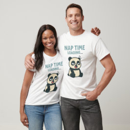 Süße schlafende Panda “Schnarchzeit wird geladen” T-Shirt