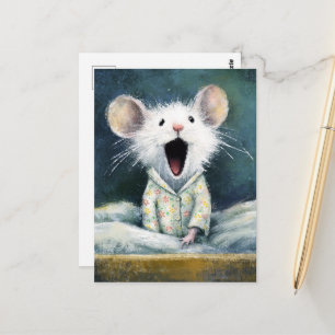 Süße schlafende weiße Maus in Schlafanzug Postkarte