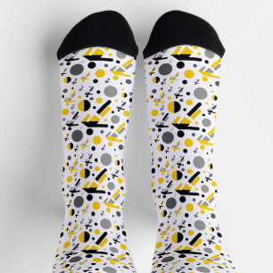 Süße schwarze gelbe Fußball-Silhouette-Muster Socken