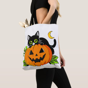 Süße schwarze Katze auf Halloween-Kürbis-Jack-O'-L