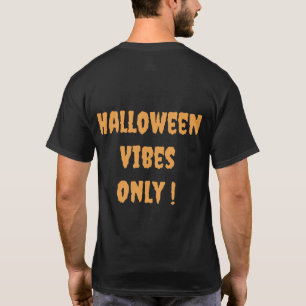 Süße schwarze Katze Halloween-Kürbis-Hexenhut Herb T-Shirt