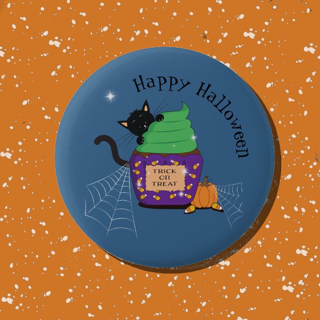 Süße schwarze Katze und Cupcake blaue Halloween-Ta Button (Cute black cat Halloween blue button .)