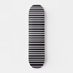 Süße schwarze weiße Streifen Skateboard