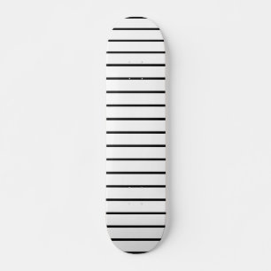Süße schwarze weiße Streifen Skateboard