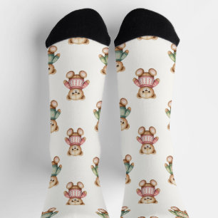 Süße Socken mit Weihnachts-Teddybär in Pullovern