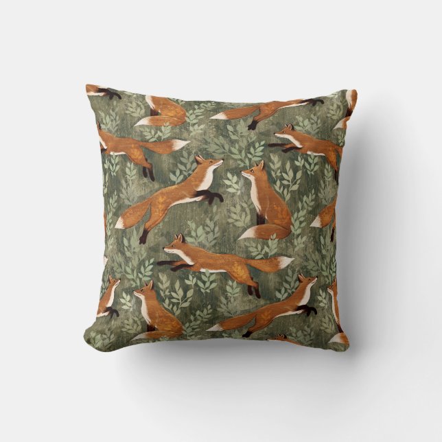 Süße, spielerische Füchse in Rostbraun auf Olivgrü Kissen (Vorderseite)
