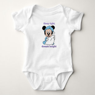 Süße Träume kommen voran. Baby Strampler