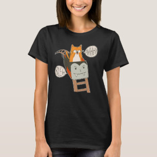 Süße und verängstigte Achterbahn-Katze T-Shirt