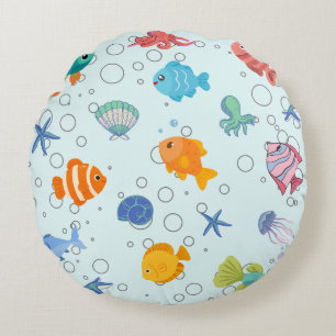 Süße Unterwasser-Meereslebewesen und bunte Fische Rundes Kissen