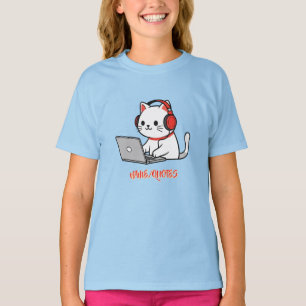 Süße weiße Katze mit roten Kopfhörern Laptop T-Shirt