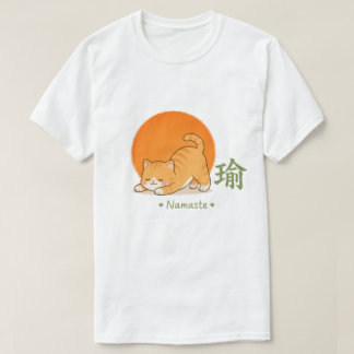 Süße Yoga-Katze – Kawaii Katze Namaste Japanisches T-Shirt