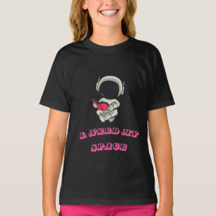 Süßer Astronaut beim Lesen – Ich brauche meine Rau T-Shirt
