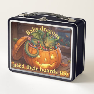 Süßer Baby-Drache mit seinem Hort Metall Brotdose