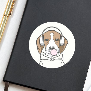 Süßer Beagle mit Kaugummi - Lustiger Hund Runder Aufkleber