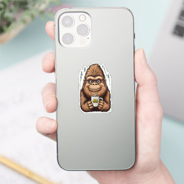 Süßer Bigfoot trinkt Kaffee  Lustiger Sasquatch  Aufkleber