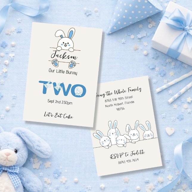 Süßer blauer Hase Junge wird 2 Einladung (Von Creator hochgeladen)