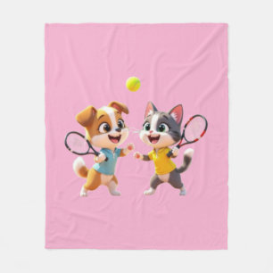 Süßer Cartoon-Hund und -Katze spielen Padel-Tennis Fleecedecke