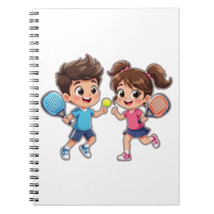 Süßer Cartoon-Junge und -Mädchen beim Padel-Tennis Notizblock