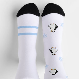 Süßer dicker Pinguin mit Schneeflocken Socken