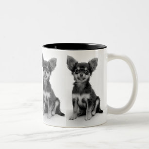 Süßer flauschiger Chihuahua-Welpen-Muster Zweifarbige Tasse