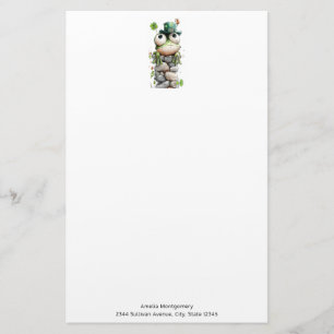 Süßer Frosch mit grüner Mütze und Kleeblatt Briefpapier