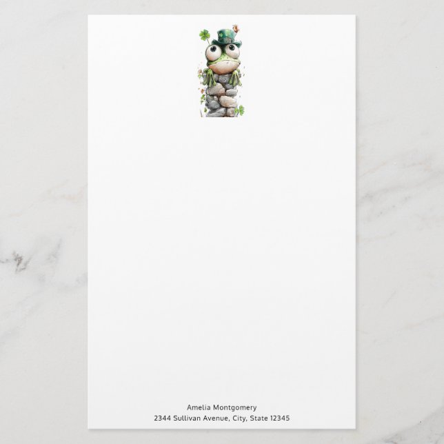 Süßer Frosch mit grüner Mütze und Kleeblatt Briefpapier (Vorderseite)
