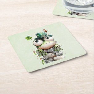Süßer Frosch mit grüner Mütze und Kleeblatt Rechteckiger Pappuntersetzer