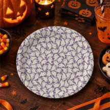 Süßer Geist Halloween-Papierteller. Spukender Geis