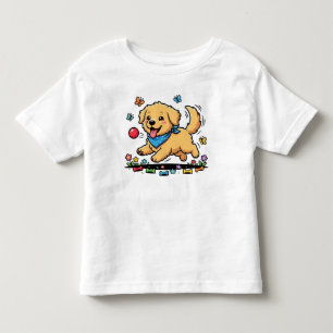 Süßer goldener Welpe jagt roten Ball Spieltrieb  Kleinkind T-shirt