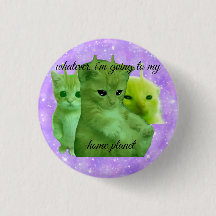 süßer grüner Alien-Kitty-Meme-Button-Anstecker