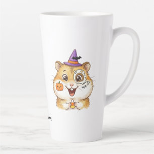 Süßer Halloween-Hamster mit Kürbiskernen und Hexen Milchtasse