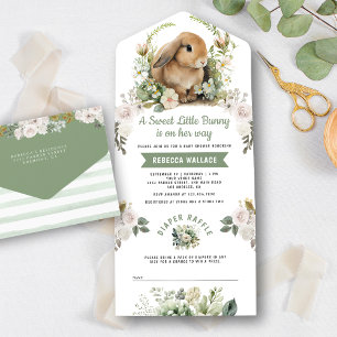 Süßer Hase, sanftgrüne Blumen-Baby-Party All In One Einladung