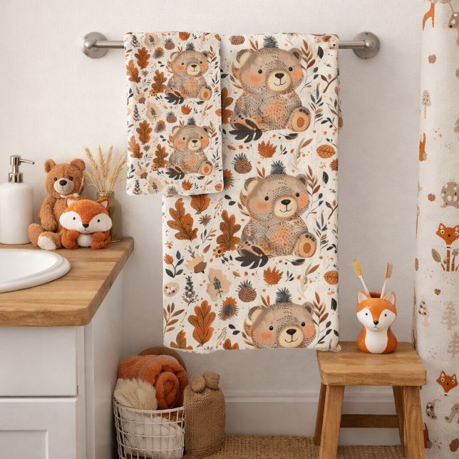 Süßer Herbstbär & Waldlaubmuster Badhandtuch Set (Von Creator hochgeladen)