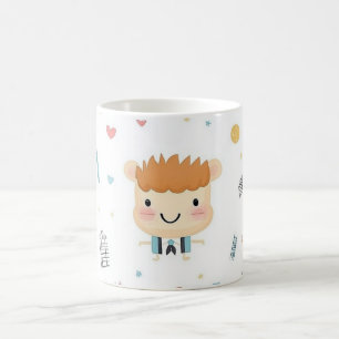 Süßer junger Junge mit orangefarbenen Haaren im Ca Kaffeetasse
