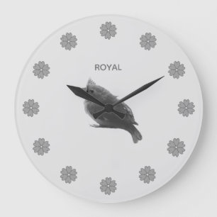 Süßer kleiner Vogel und Blumen auf Silbergrau Große Wanduhr