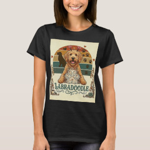 Süßer Labradoodle Vintage-Sonnenuntergang-Blumen-H T-Shirt