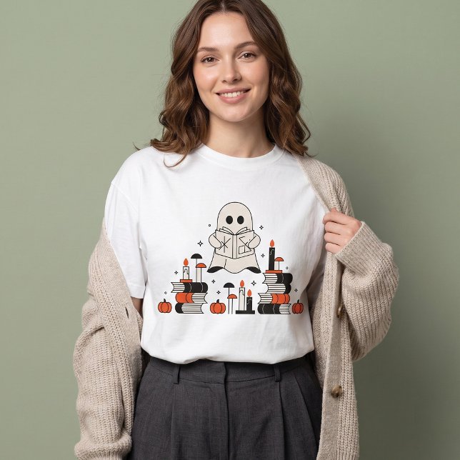 Süßer lesender Geist Halloween T-Shirt (Von Creator hochgeladen)
