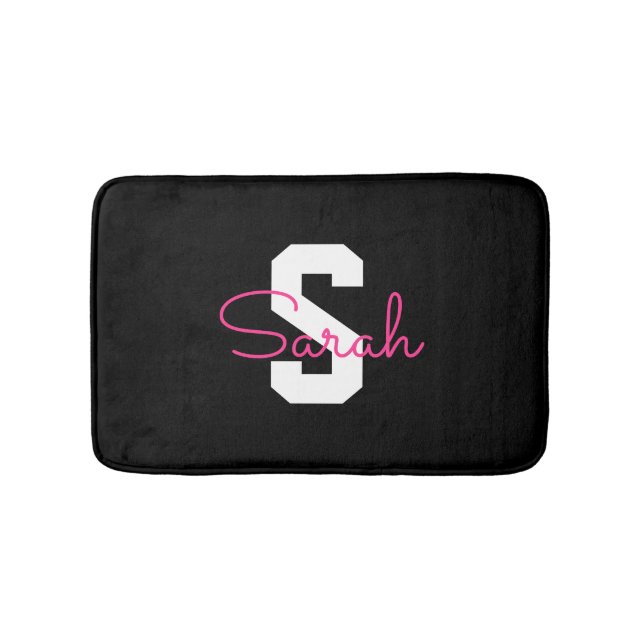 Süßer Name & Monogramm | Schwarz Weiß & Rosa Badematte (Vorderseite)