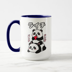 Süßer Panda stapelt Litschi Frucht japanischer Car Tasse